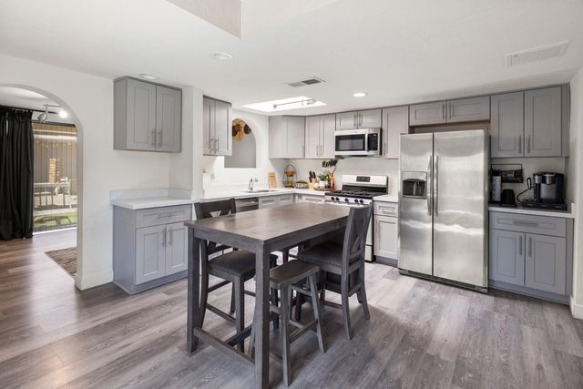 3846 N 14th Avenue, Phoenix, AZ 85013