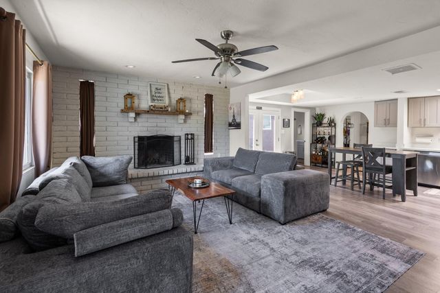 3846 N 14th Avenue, Phoenix, AZ 85013