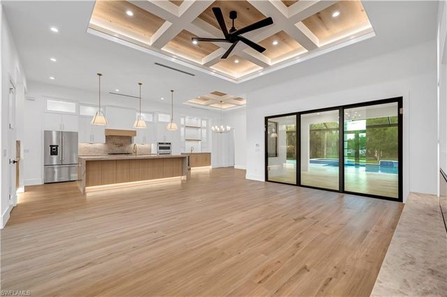 966 15TH ST SW, Naples, FL 34117