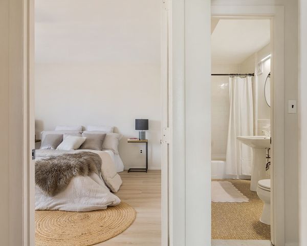 287 Harvard Street 60, Cambridge, MA 02139