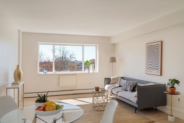 287 Harvard Street 60, Cambridge, MA 02139