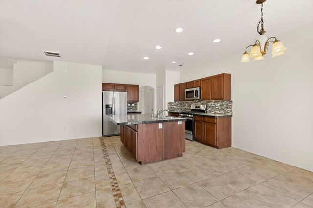 2311 Academic Place SE, Albuquerque, NM 87106