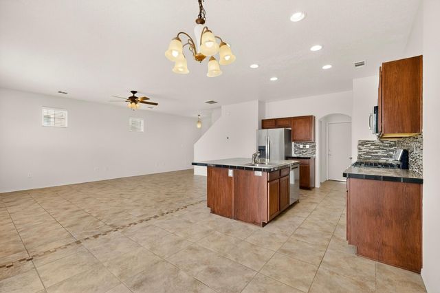 2311 Academic Place SE, Albuquerque, NM 87106