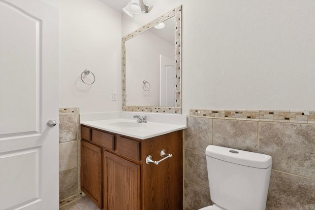 2311 Academic Place SE, Albuquerque, NM 87106