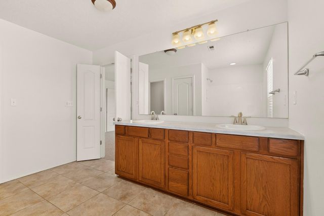 2311 Academic Place SE, Albuquerque, NM 87106