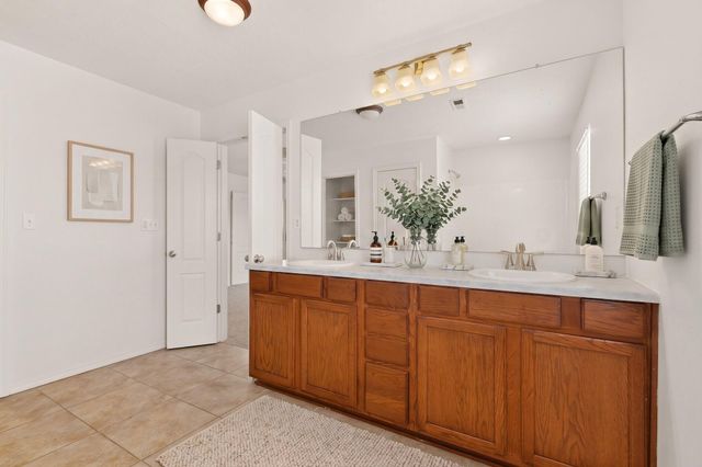2311 Academic Place SE, Albuquerque, NM 87106