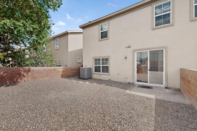 2311 Academic Place SE, Albuquerque, NM 87106
