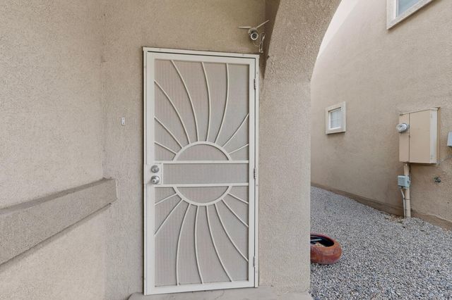 2311 Academic Place SE, Albuquerque, NM 87106