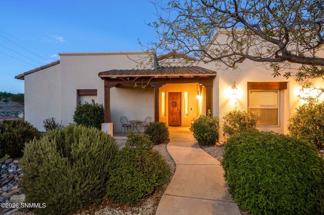 6006 Lazo Del Sur, Las Cruces, NM 88011