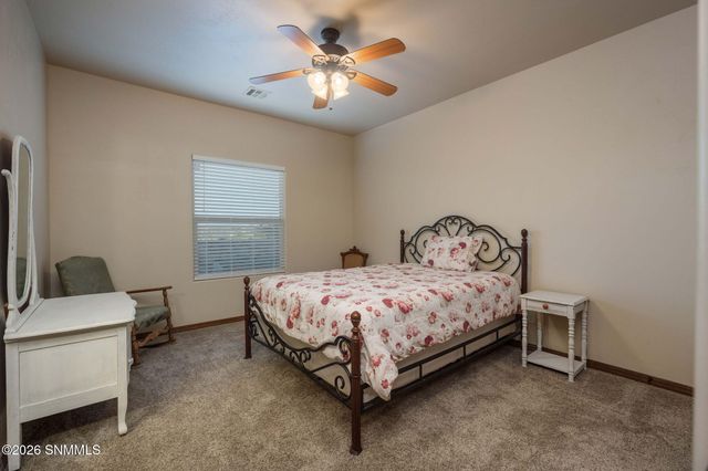 6006 Lazo Del Sur, Las Cruces, NM 88011