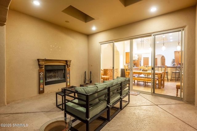 6006 Lazo Del Sur, Las Cruces, NM 88011