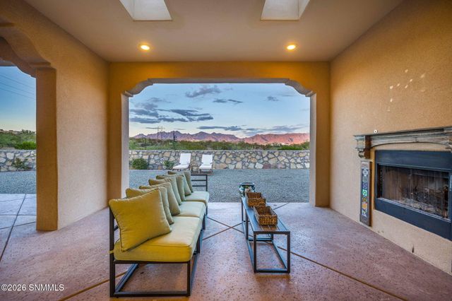 6006 Lazo Del Sur, Las Cruces, NM 88011