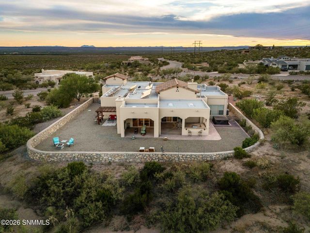 6006 Lazo Del Sur, Las Cruces, NM 88011