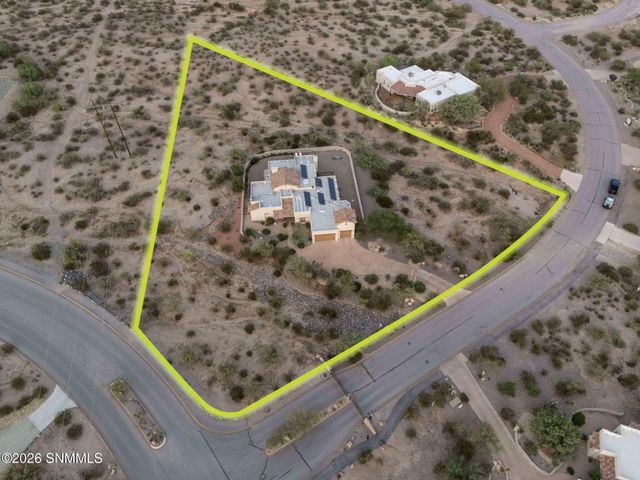 6006 Lazo Del Sur, Las Cruces, NM 88011