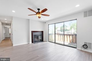 1002 LINDSEY CT, Marlton, NJ 08053