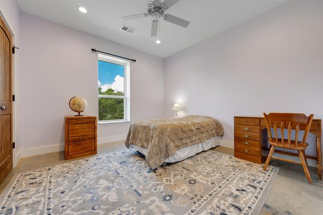 16045 County Road 1130, Flint, TX 75762