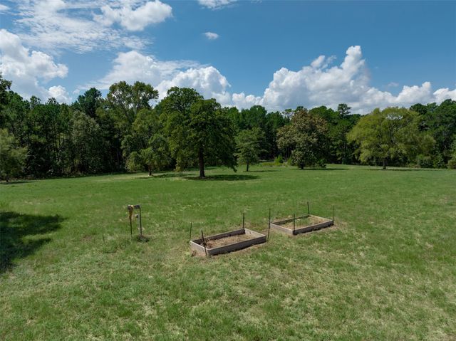 16045 County Road 1130, Flint, TX 75762