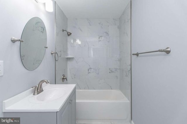 119 ROBBINS AVE, Trenton, NJ 08638