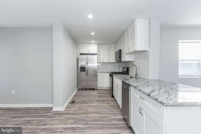 119 ROBBINS AVE, Trenton, NJ 08638