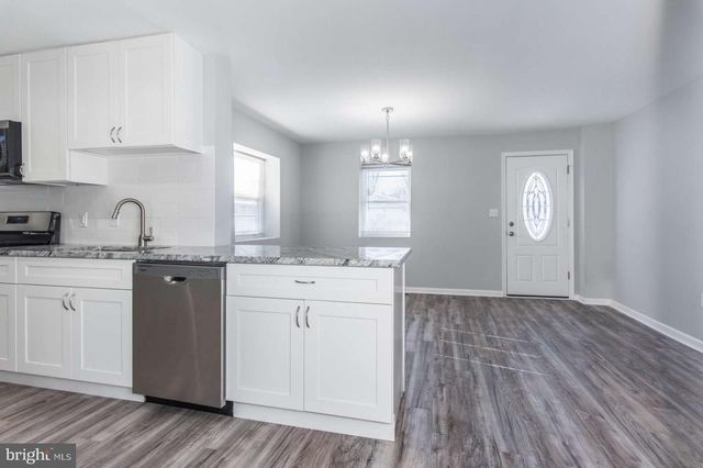 119 ROBBINS AVE, Trenton, NJ 08638