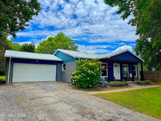 2720 Tsawasi Rd, Knoxville, TN 37931