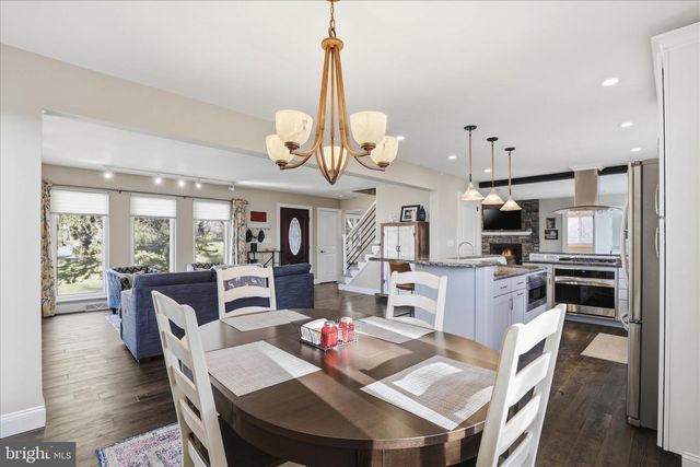 1016 WOODRIDGE BLVD, Lancaster, PA 17601