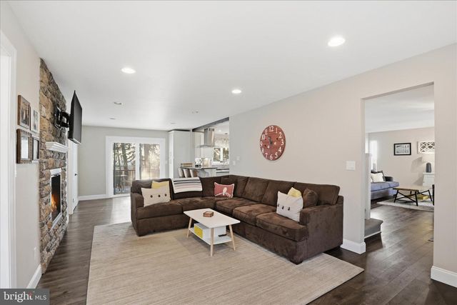 1016 WOODRIDGE BLVD, Lancaster, PA 17601