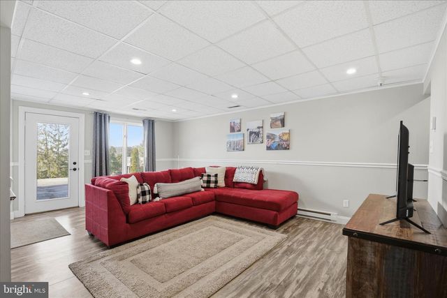 1016 WOODRIDGE BLVD, Lancaster, PA 17601