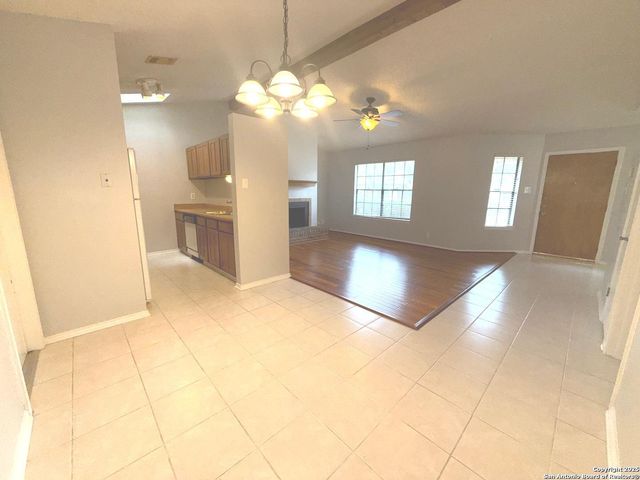2246 Knights Wood, San Antonio, TX 78231