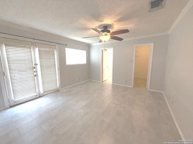 2246 Knights Wood, San Antonio, TX 78231