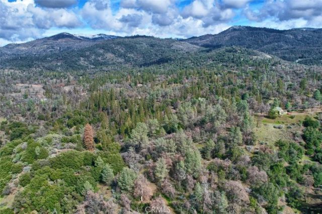 42583 Shady Lane, Oakhurst, CA 93644