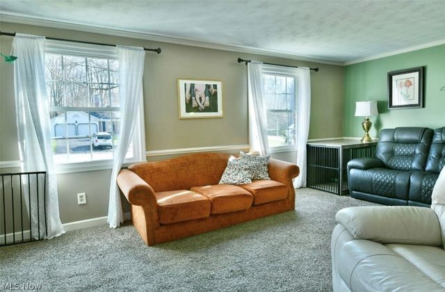 8559 Bayberry Drive NE, Warren, OH 44484