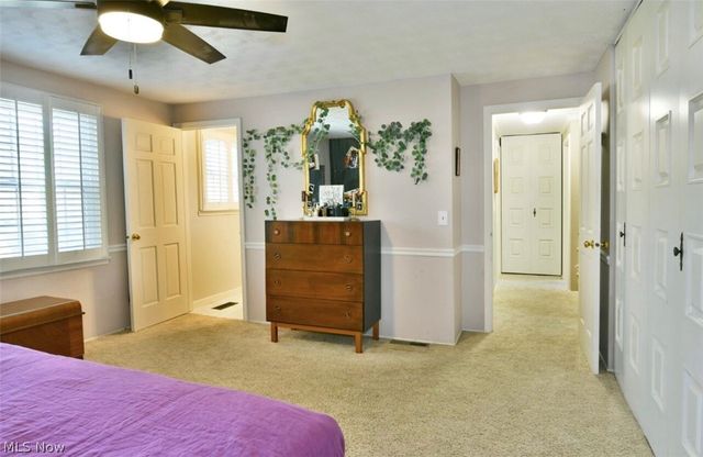 8559 Bayberry Drive NE, Warren, OH 44484