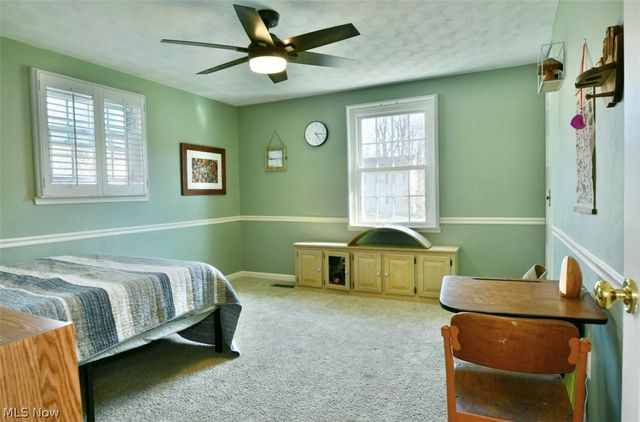 8559 Bayberry Drive NE, Warren, OH 44484