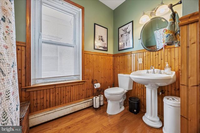 568 HERMITAGE ST, Philadelphia, PA 19128