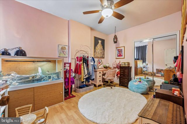 568 HERMITAGE ST, Philadelphia, PA 19128