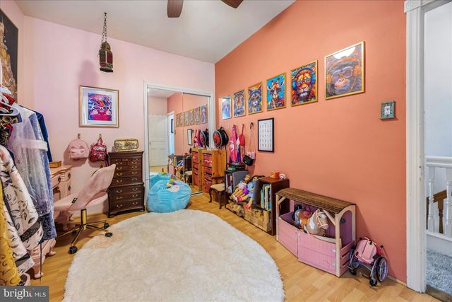 568 HERMITAGE ST, Philadelphia, PA 19128