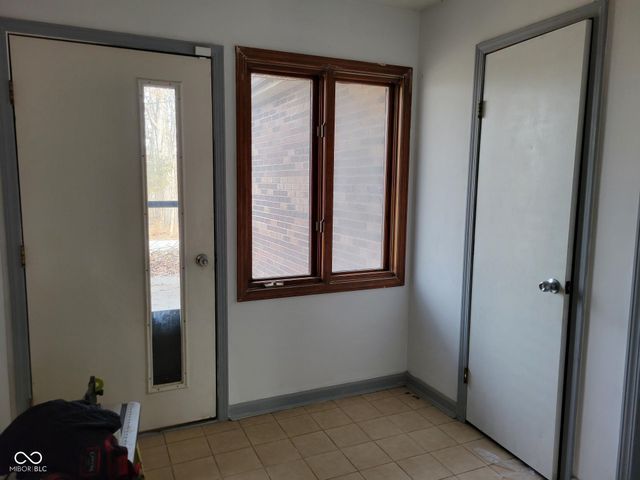 153 White Oak Way, North Vernon, IN 47265