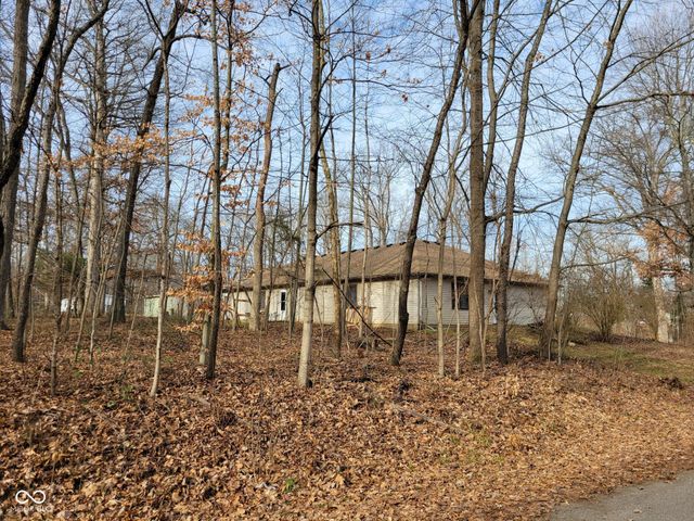 153 White Oak Way, North Vernon, IN 47265