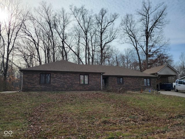 153 White Oak Way, North Vernon, IN 47265