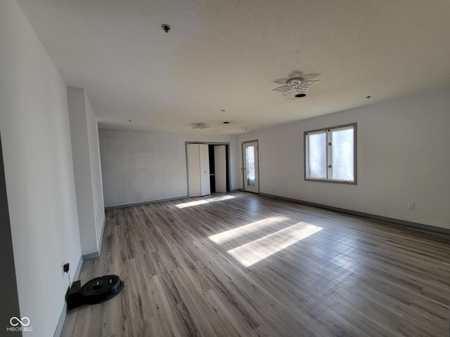 153 White Oak Way, North Vernon, IN 47265