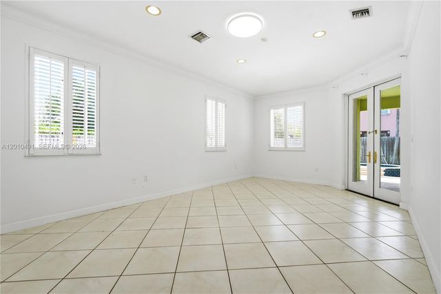 15203 SW 142nd Ave, Miami, FL 33177