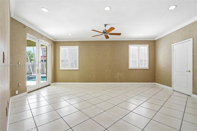 15203 SW 142nd Ave, Miami, FL 33177