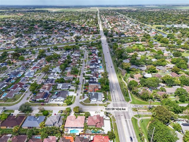 15203 SW 142nd Ave, Miami, FL 33177