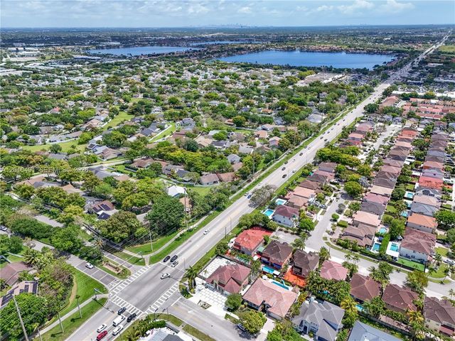 15203 SW 142nd Ave, Miami, FL 33177