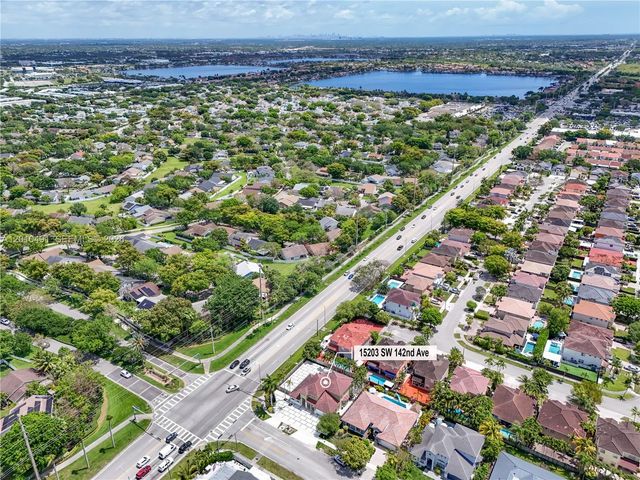 15203 SW 142nd Ave, Miami, FL 33177