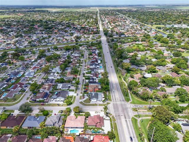 15203 SW 142nd Ave, Miami, FL 33177