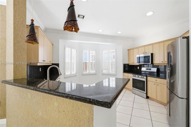 15203 SW 142nd Ave, Miami, FL 33177