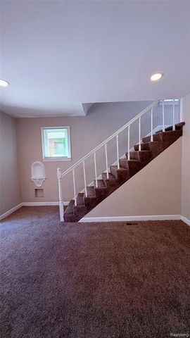 16203 Roselawn Street, Detroit, MI 48221