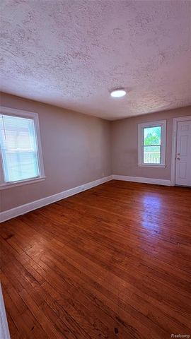 16203 Roselawn Street, Detroit, MI 48221